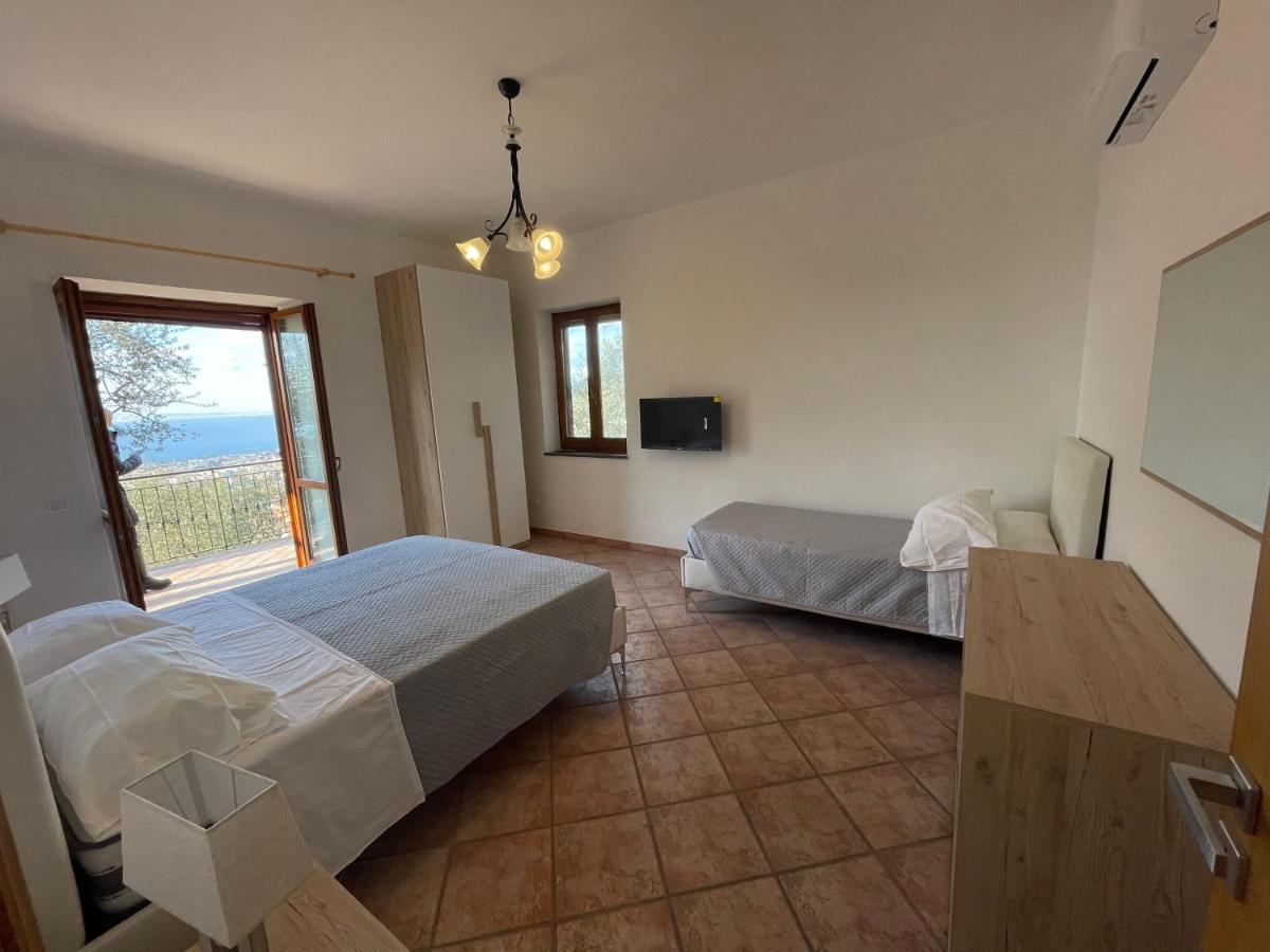 Sky View Villa П'яно-ді-Сорренто Екстер'єр фото